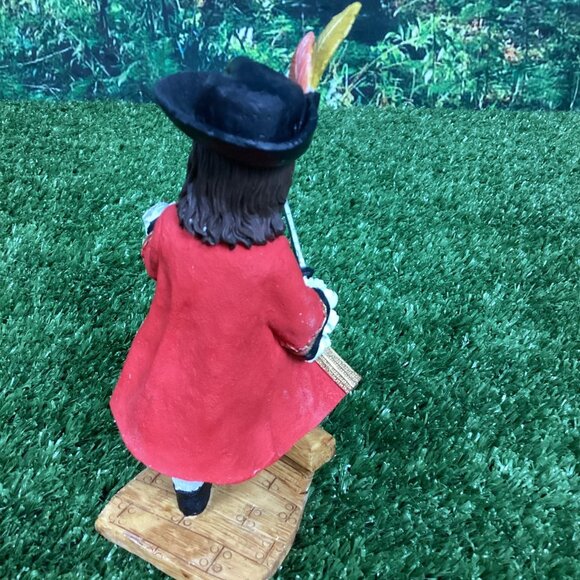 Madame Alexander Captain Hook Figurine With Box - Picture 4 of 10